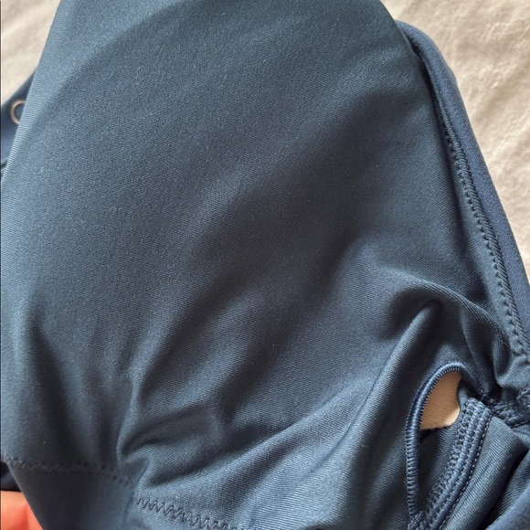 Abercrombie & Fitch Blue Crop Top - Picture 5 of 6